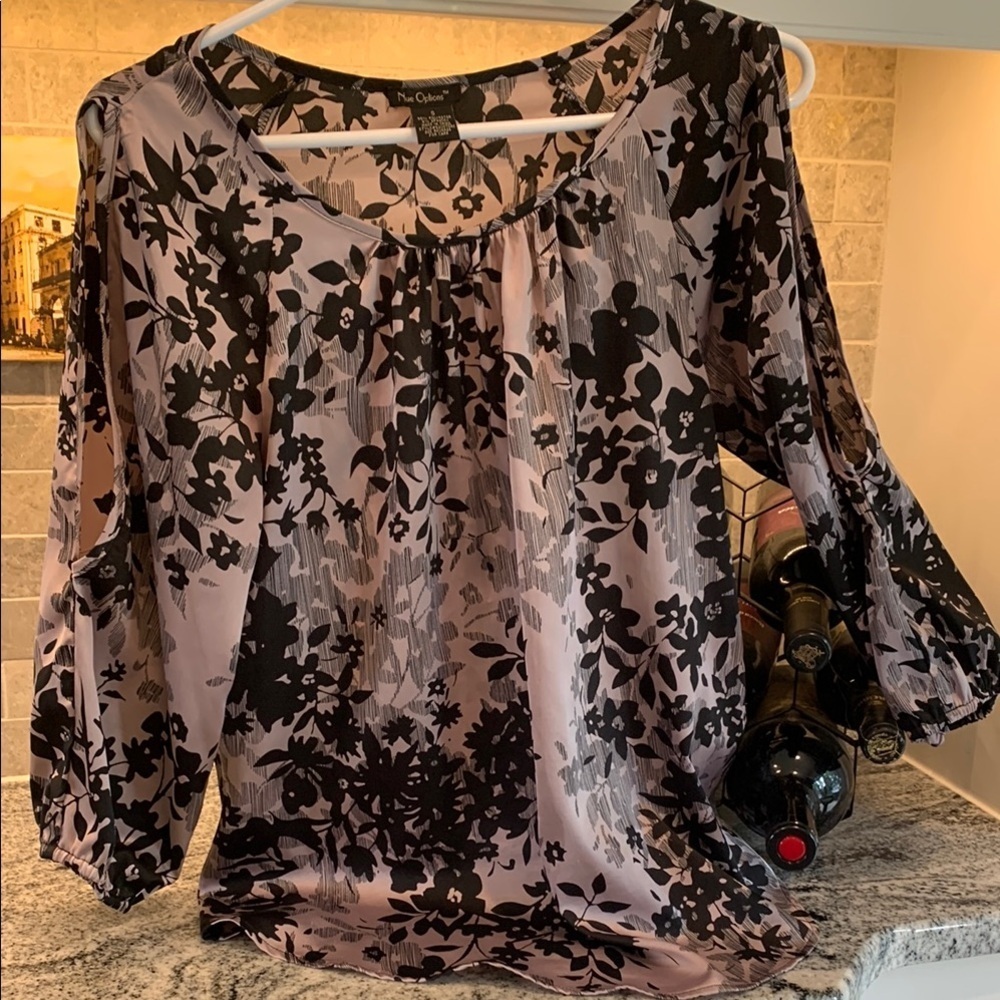 Nue Options pink and Black Relaxed Pleated Blouse